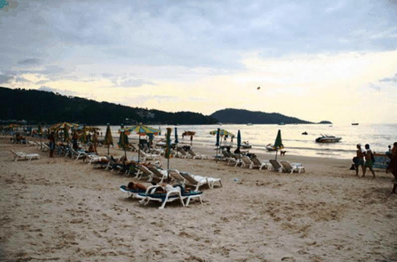Patong Backpacker Hostel Экстерьер фото